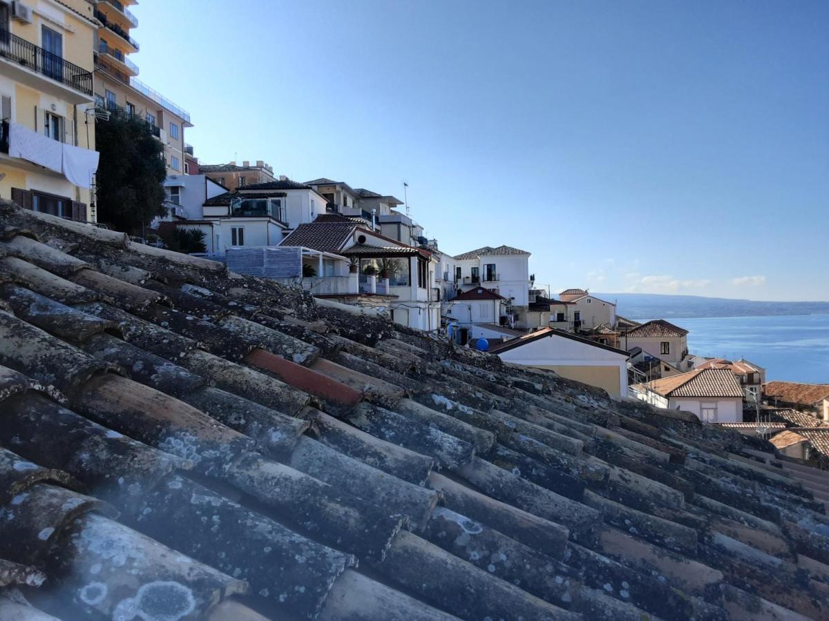 "Lo Studiolo" Apartment Pizzo  Exteriér fotografie