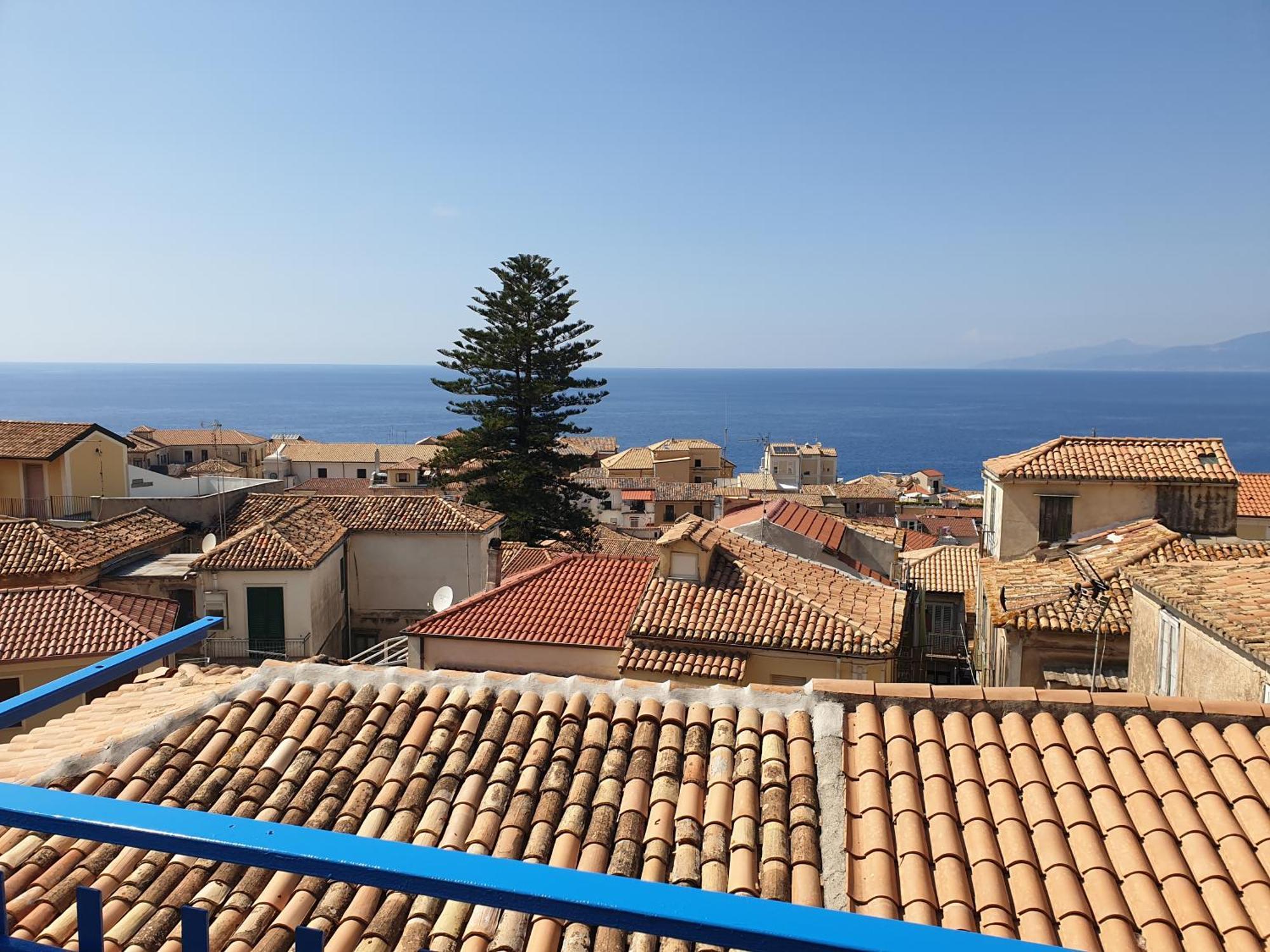 "Lo Studiolo" Apartment Pizzo  Exteriér fotografie